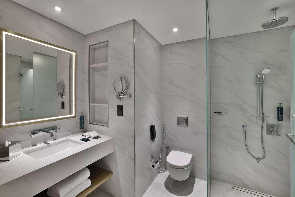 Hilton Garden Inn Dubai Business Bay Phòng bức ảnh